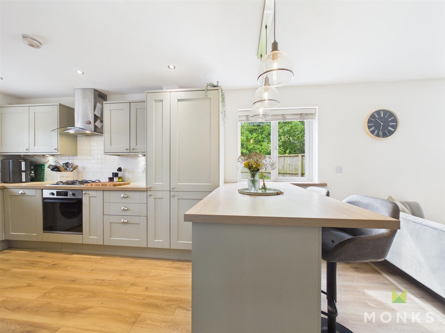 28 Holgate Drive, Shrewsbury, SY1 4TD For Sale
